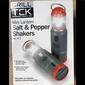 NWT GrillTek mini-lantern salt & pepper shakers for night time cookouts